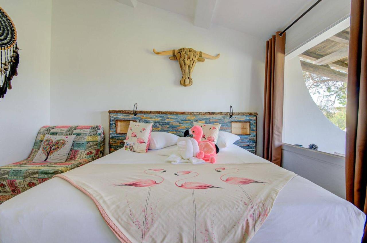 Hotel La Palunette Saintes-Maries-de-la-Mer Buitenkant foto